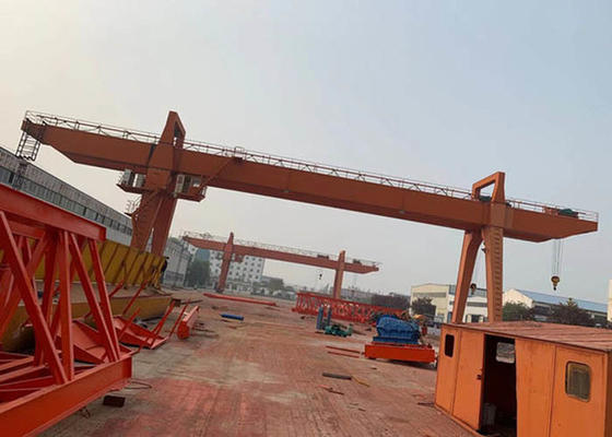 Remote Control Overhead Gantry Crane Adjustable Lifting Height With High Efficiency