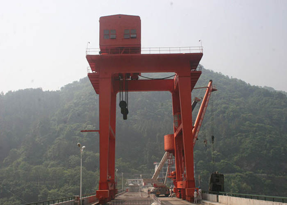 Wire Rope Electric Hoist Overhead Gantry Crane Customized Lifting Height
