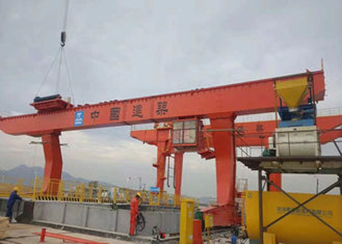 10 Ton Overhead Gantry Crane Compact Construction With 12 Months Warranty