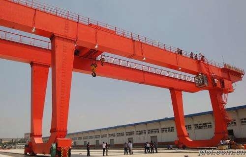 Electric 150 Tons Ip54 / Ip65 Double Girder Overhead Crane For Heavy Duty Lifting