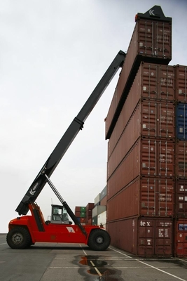GOST Heavy Duty Spreader Reach Stacker 20ft 40ft Container Lifting Equipment